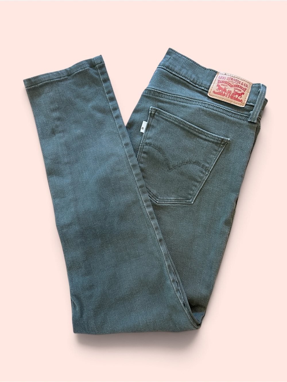Levi's Women’s Size 31 Olive/Army Green Slimming Skinny Jeans Petite